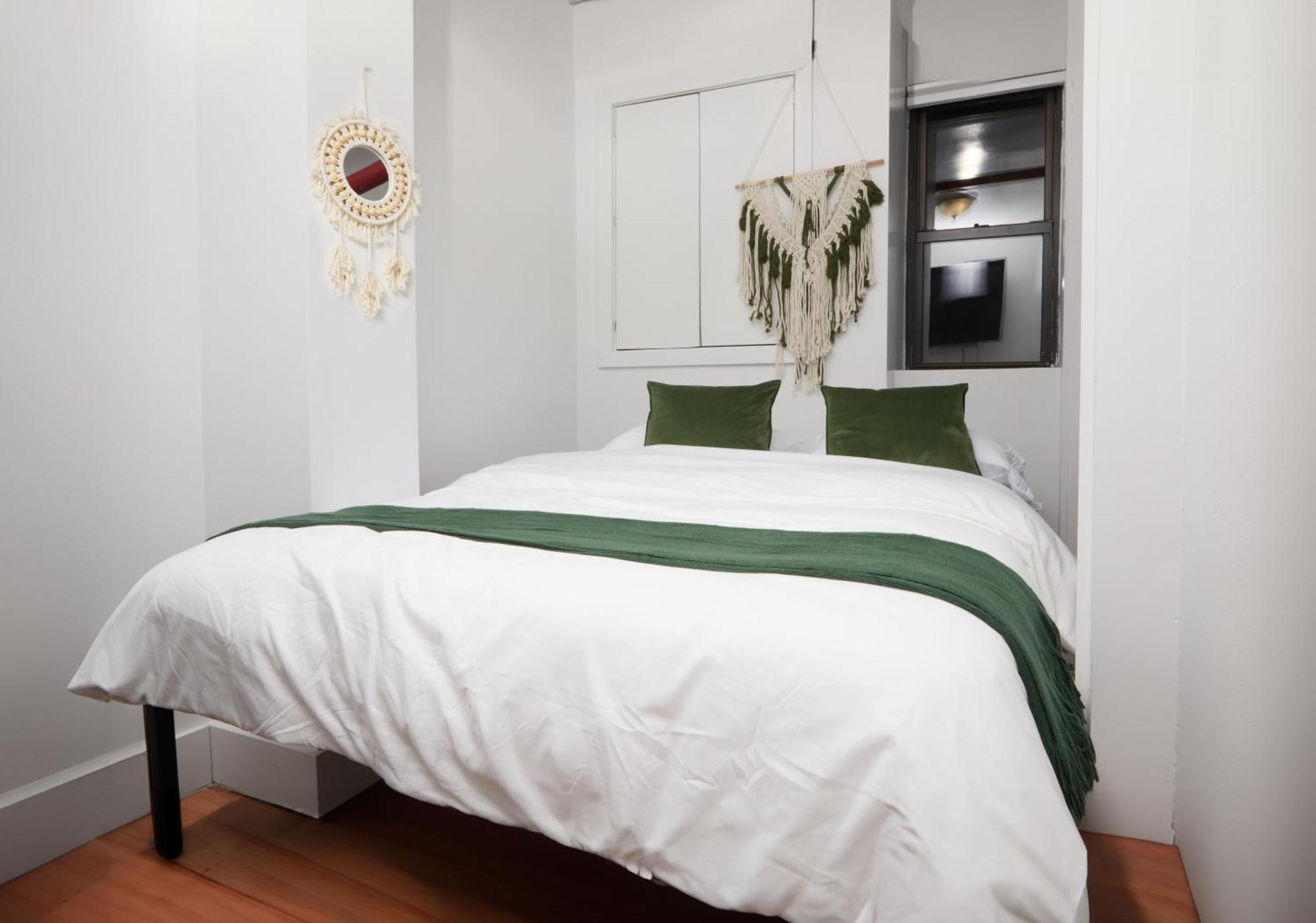 Comfy Guest House In Hell'S Kitchen Nueva York Exterior foto
